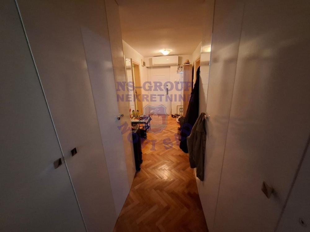 Slika 8 - Odličan četvorosoban stan!